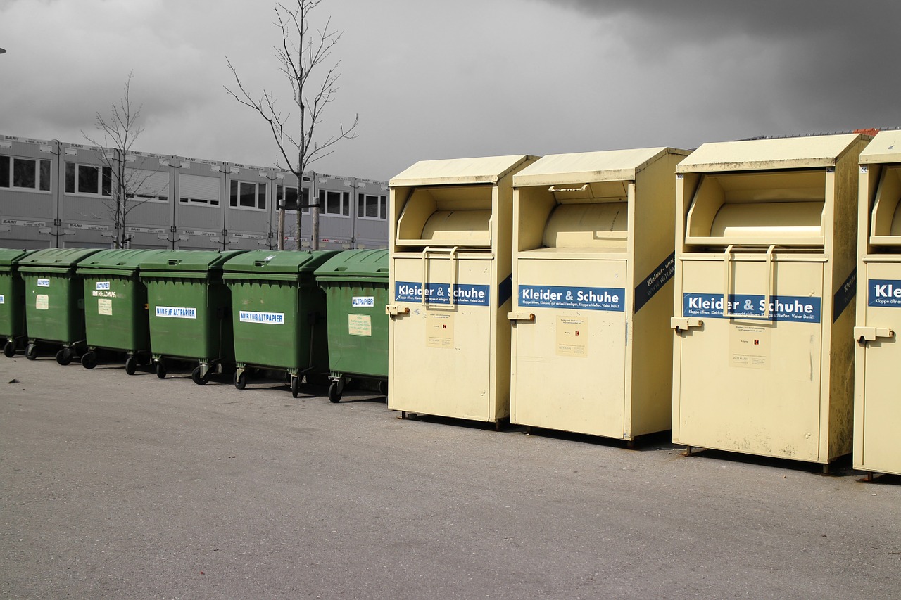 Контейнеры для мусора: разновидности и назначение